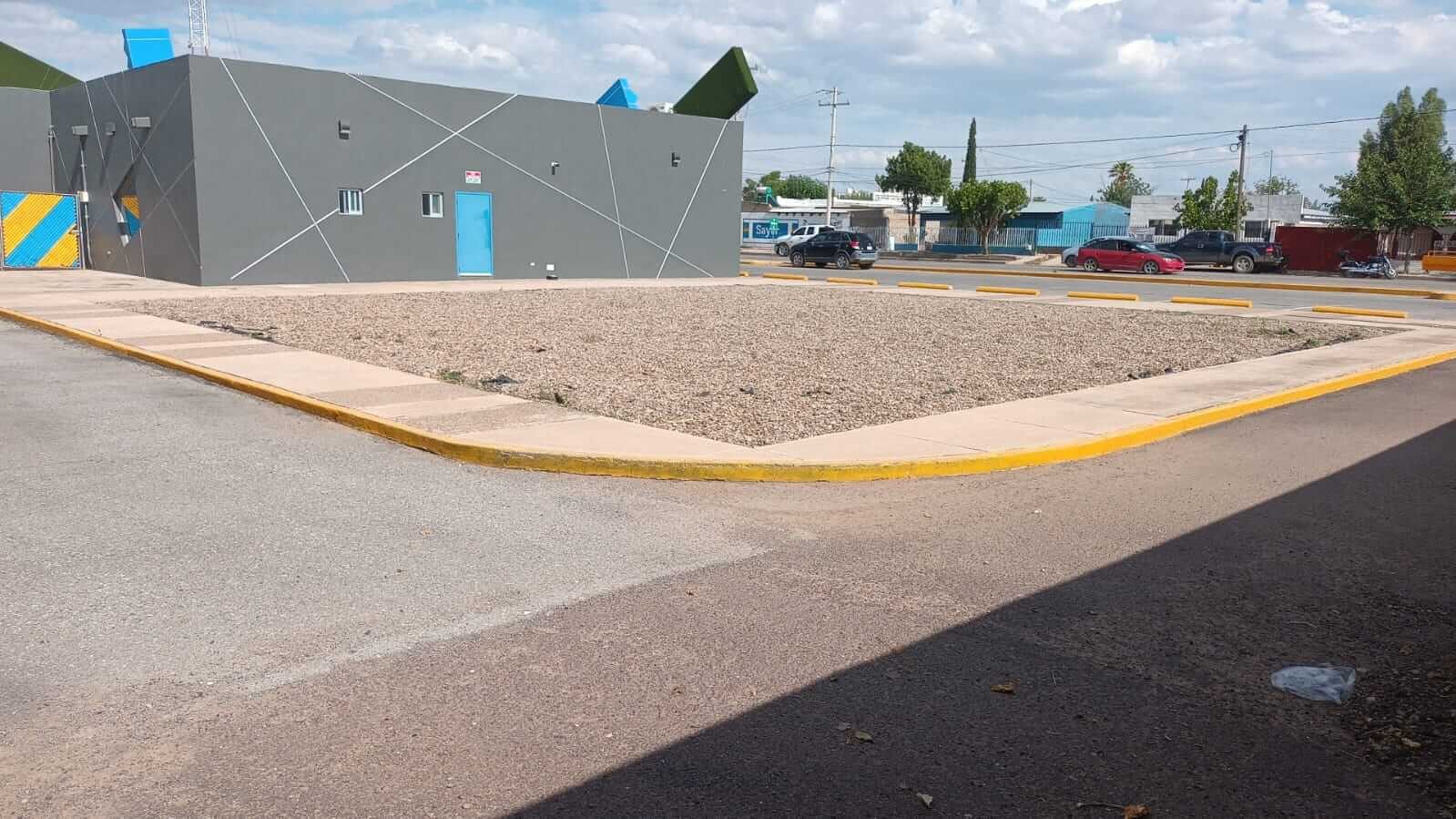 Terreno en Calle Principal · Ideal Comercio