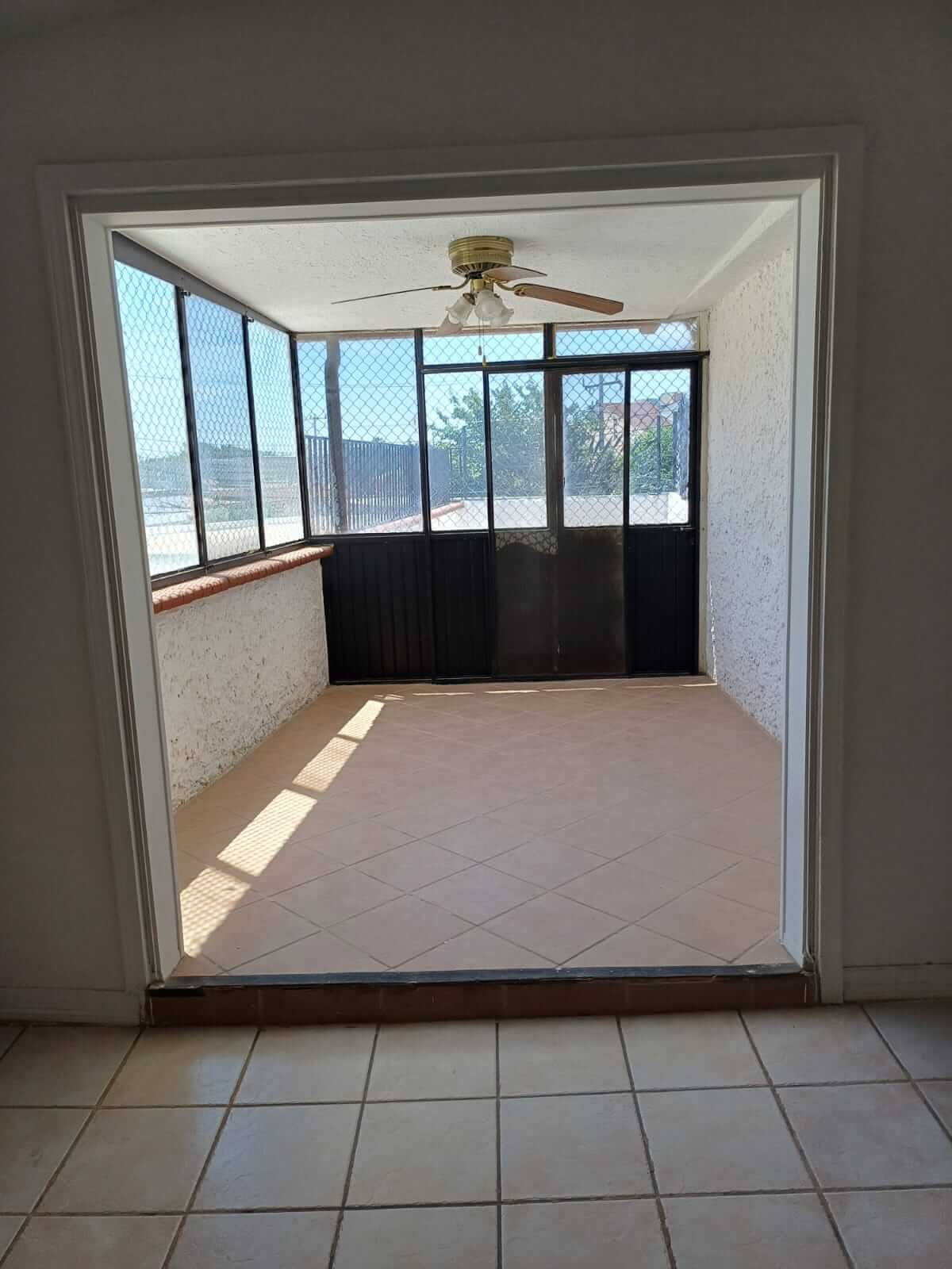 Departamento en Renta (Planta Alta) · Frac. Pradera Dorada