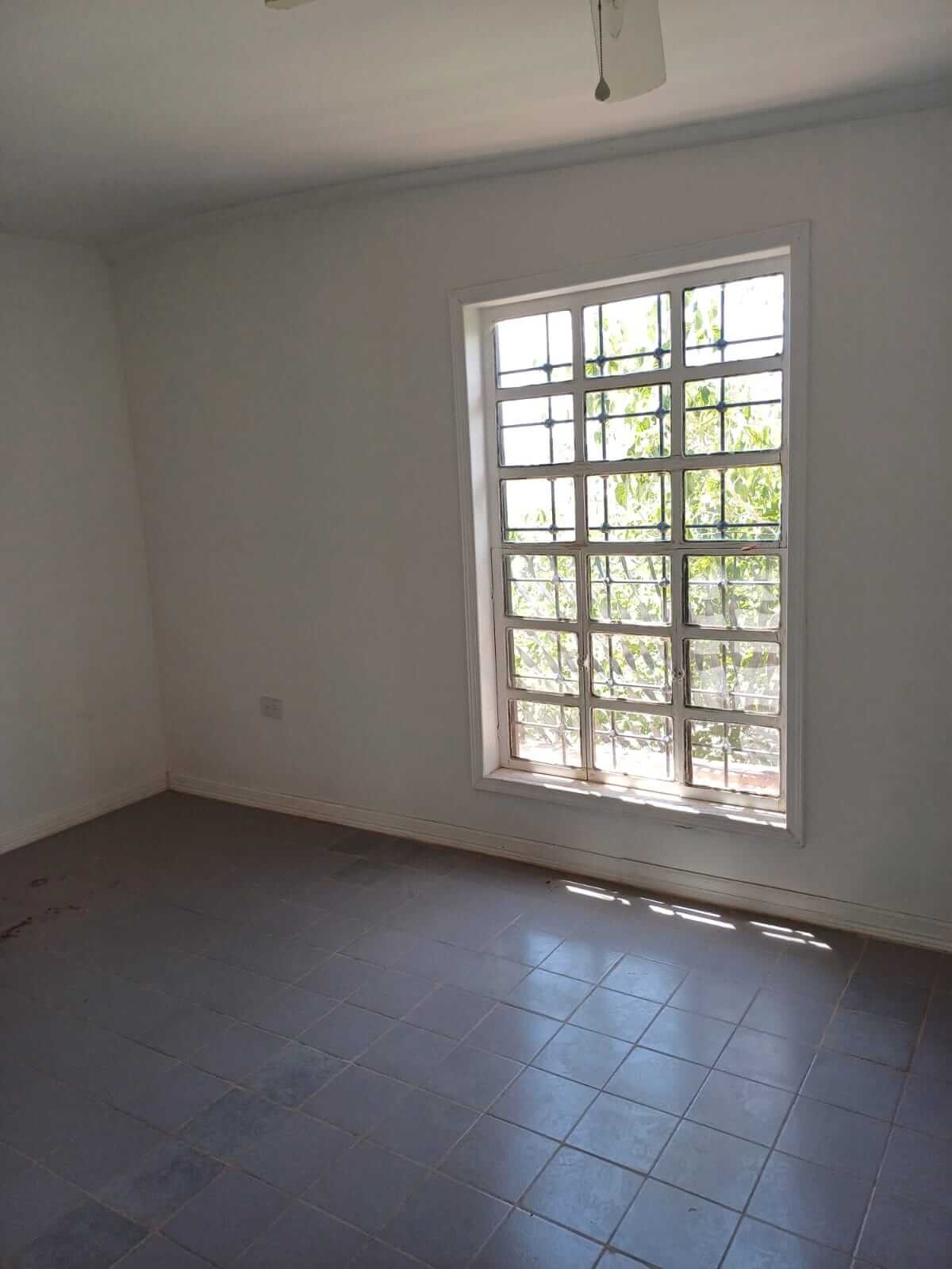 Departamento en Renta (Planta Alta) · Frac. Pradera Dorada