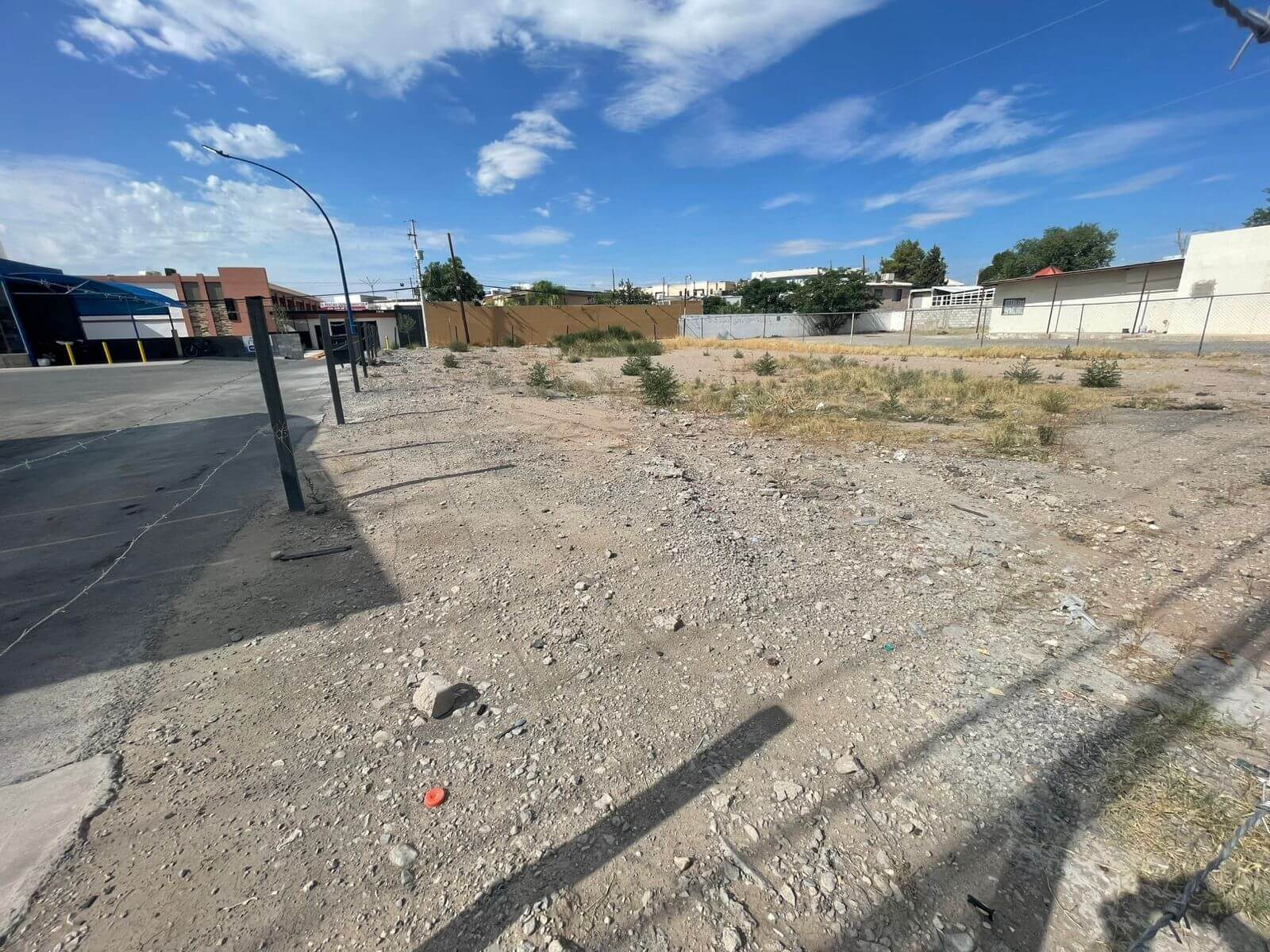 Terreno en Calle Principal · Corredor Urbano